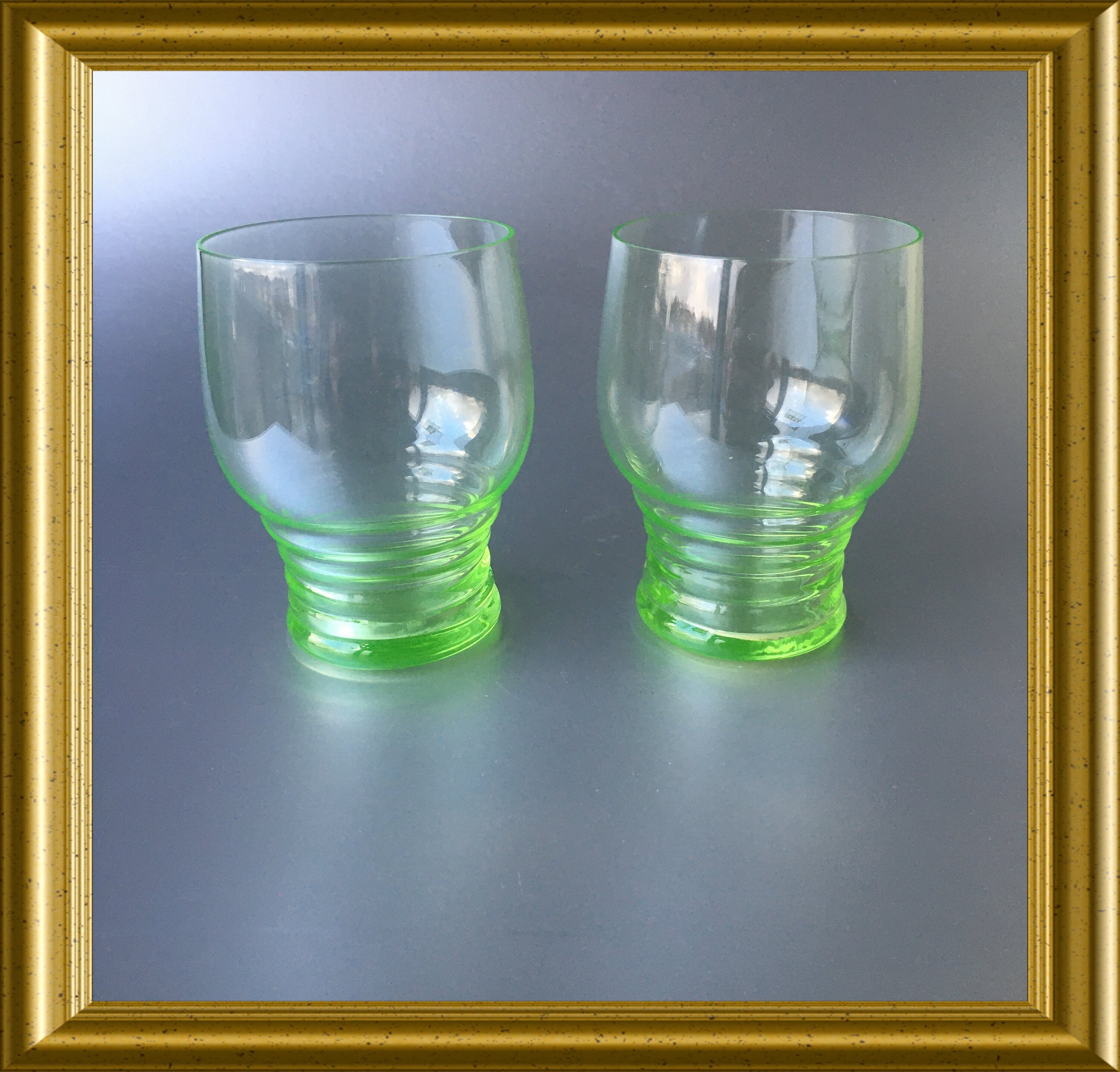 Annagreen uranium glass: two drinking glasses