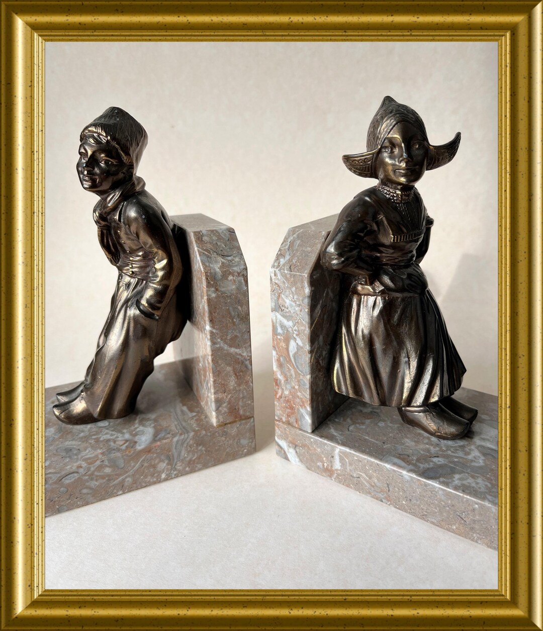 Set of Bookends: Traditional Costume - Etsy