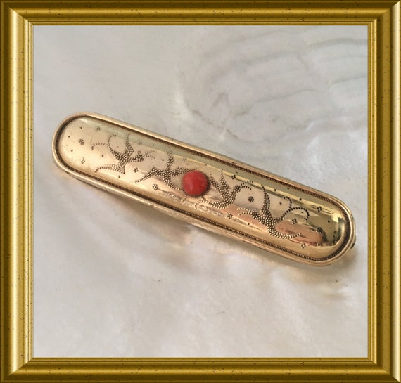 Vintage gold-plated pin brooch: Andreas Daub, coral cabochon, birds