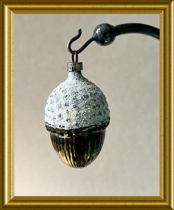 Vintage glass christmas ornament: green acorn