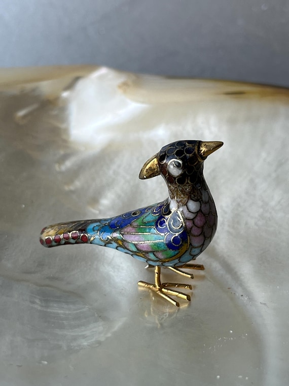 Beautiful small cloisonné statue: miniature bird