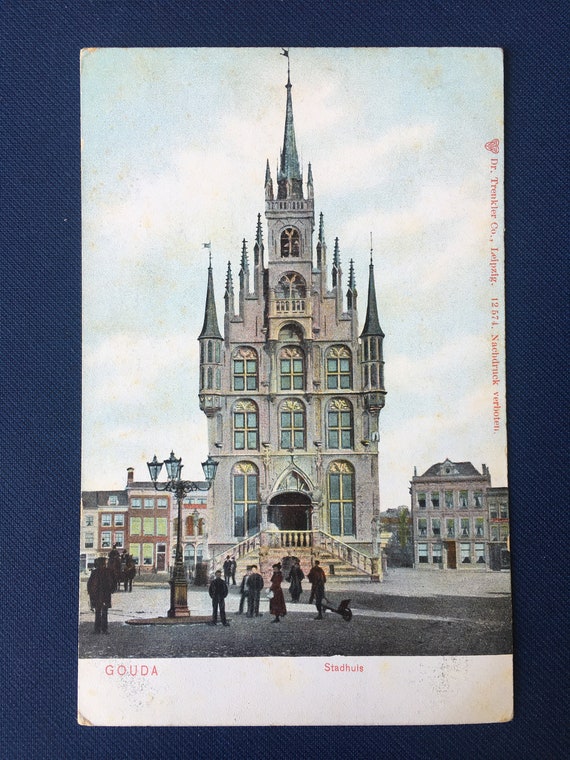 Antique postcard: City hall Gouda