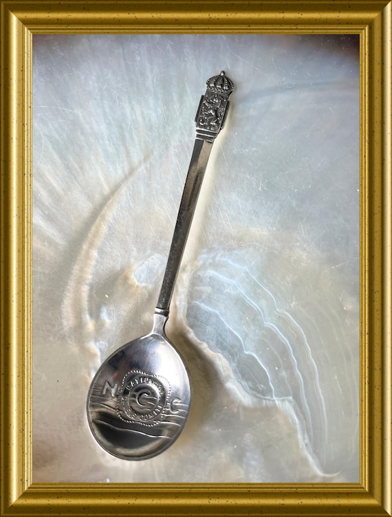 Vintage silver tea spoon : National Crisis Committee,