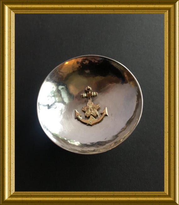 Japanese military sake cup (silver & gold) – Imperial Navy, WWII, Manado landing