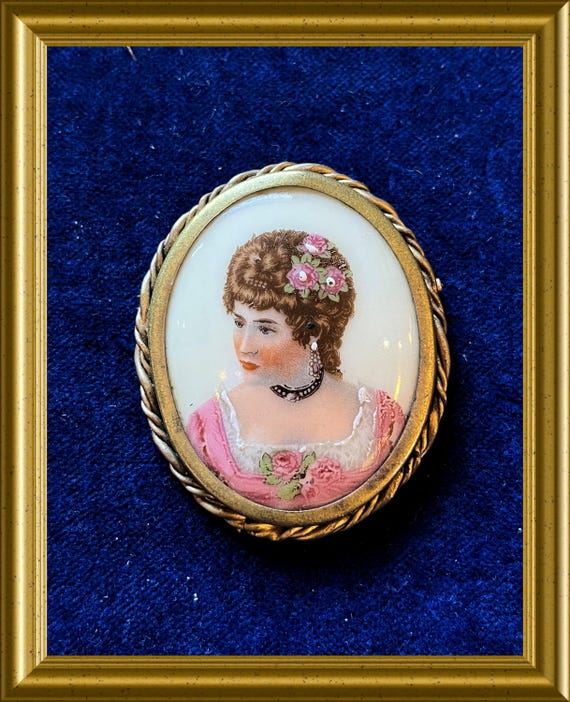 Vintage French Limoge porcelain portrait brooch