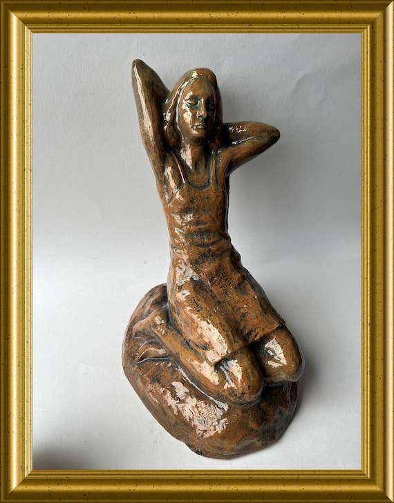 Vintage terracotta statue: woman