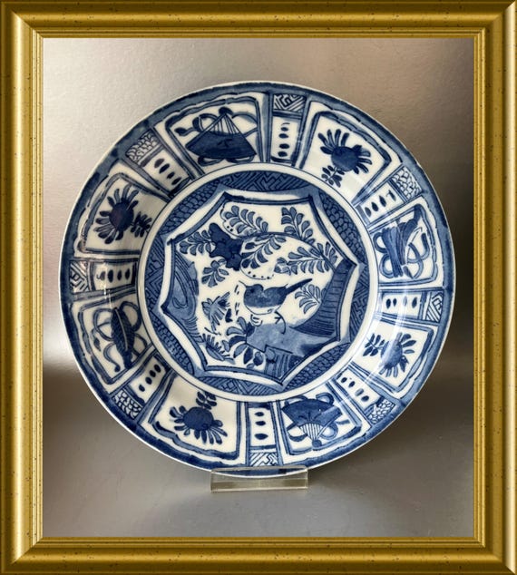 Lovely porcelain bird plate