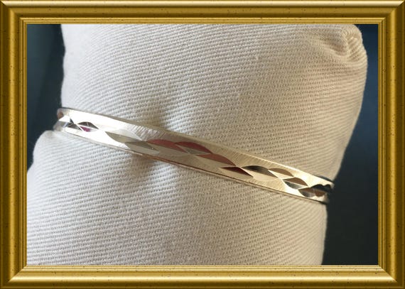 Vintage sterling silver bangle bracelet