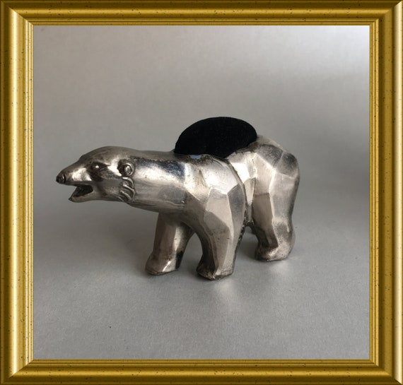 Art deco chrome plated pewter figurine/ pin cushion : polar bear