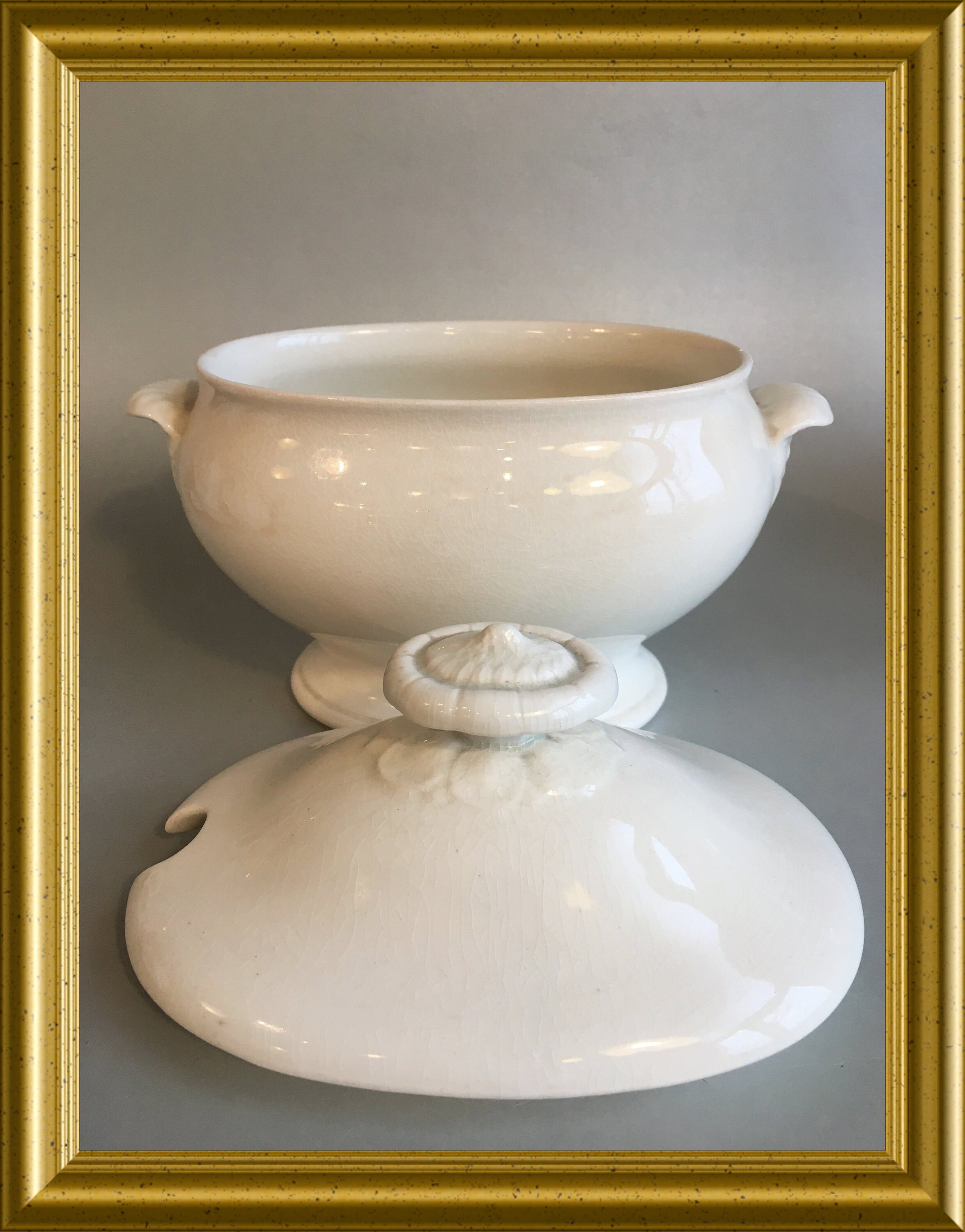 Antique small Wedgwood sauce tureen