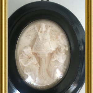 Antique black oval wooden frame: meerschaum, our lady of Scherpenheuvel