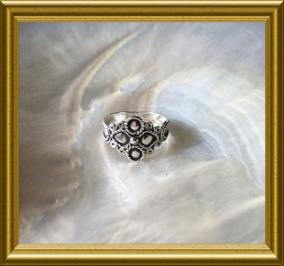 Vintage silver ring