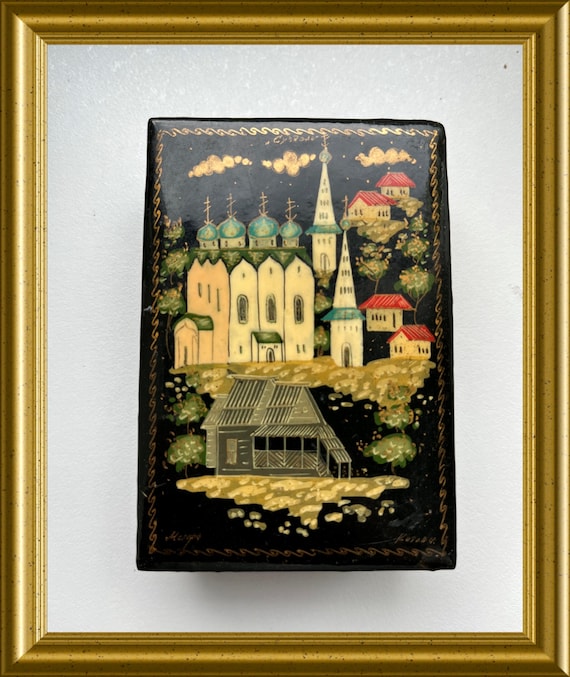 Vintage hand painted signed lacquer box