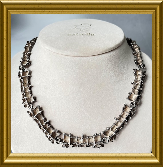 Beautiful vintage silver (925) necklace by Juhls, Kautokeino, Norway, Tundra