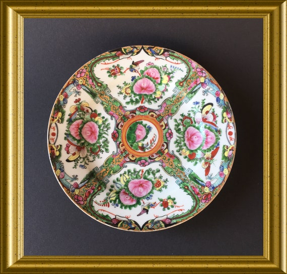 Antique chinese porcelain plate/ dish: Rose Canton medallion