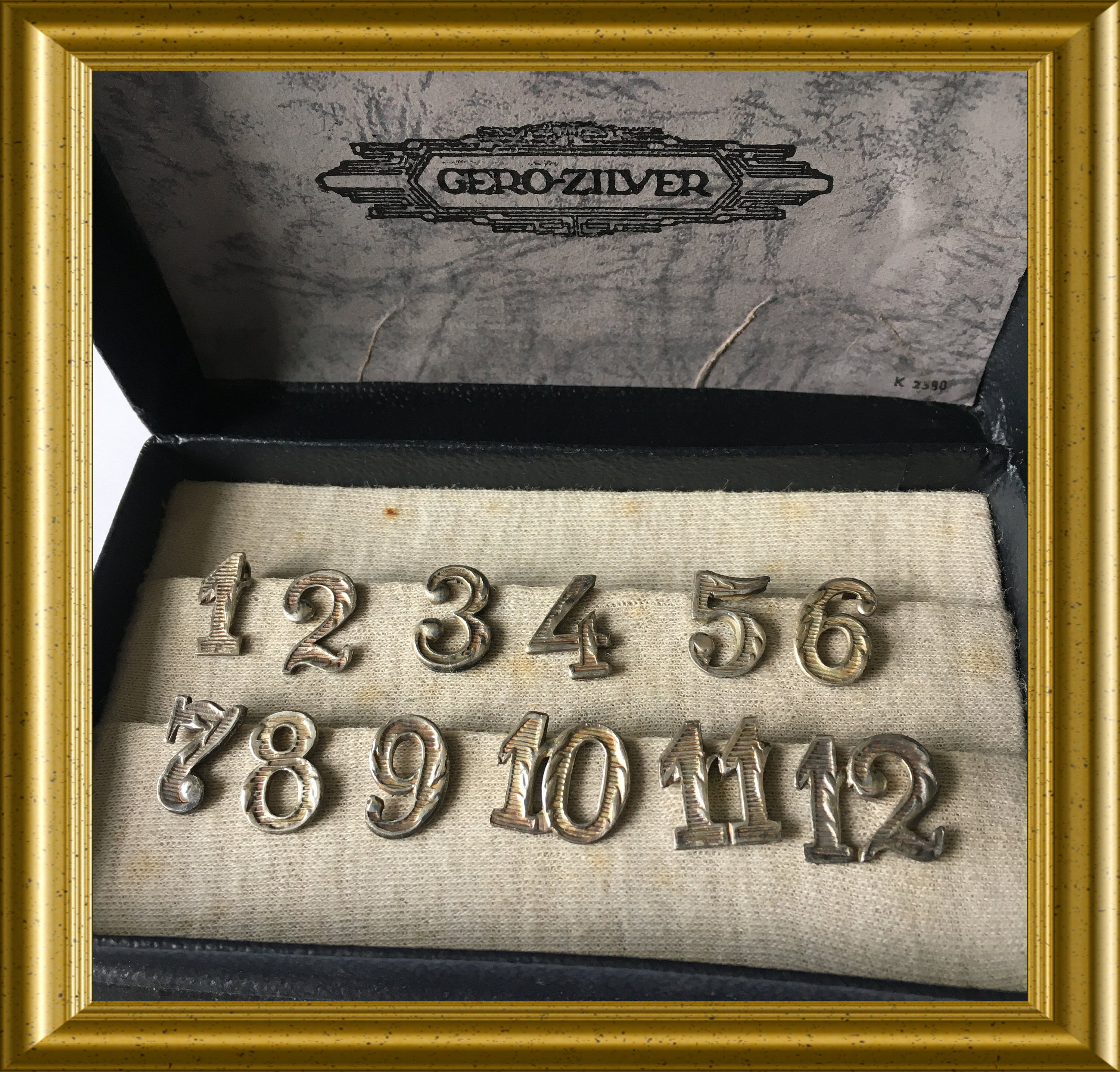 Silver plated numbers for drinking glass recognition Gero Holland