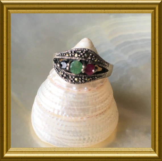 Beautiful silver ring with marcasite