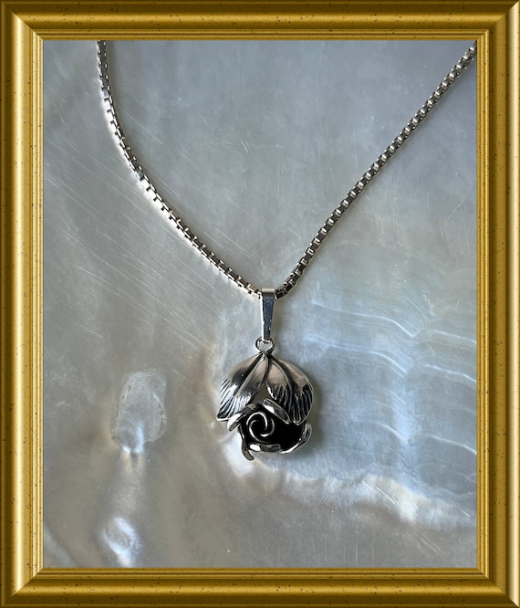 Vintage silver rose pendant : Teka, Theodor Klotz