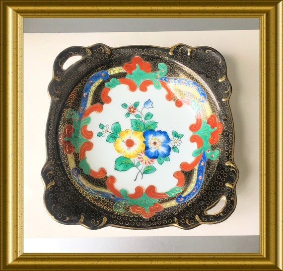 Lovely hand painted porcelain bowl