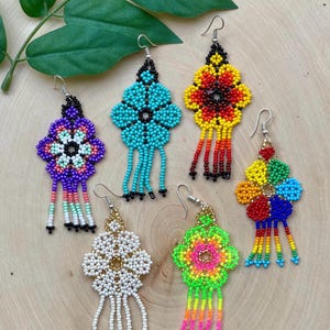 Beaded Flower Dangle Earrings, Bead earrings, Mexico earrings, Huichol Earrings, Gifts For Friends, Valentine&#39;s Day Gift,
