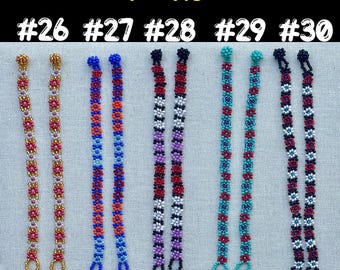 Mexican Beaded Flower Bracelet: Adjustable Friendship Jewelry