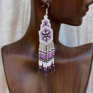 Hexagon Huichol Dangle Boucles d’oreilles perlées mexicaines, cadeaux uniques pour maman, tante ou sisiter