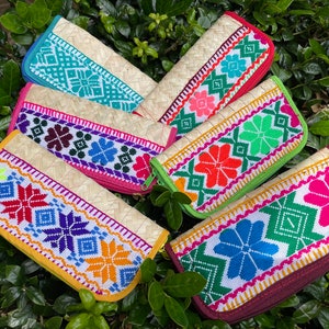 Mexican Embroidered Clutch Wallet made from Plant Fiber by Indigenous Mayan Mexican Artisans