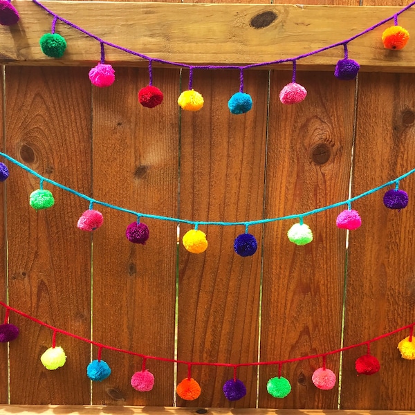 Mexican Pompoms/ Multi colored pompom garlands/ Mexican fiesta decor/Wall decorations / Holiday Party Pom Pom Garland / Birthday Banner