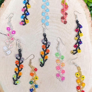 Flower Chain Beaded Chaquira Dangle Earring, Bead earrings, Huichol earrings, indigenous earrings, Native beaded earrings, Mexican earrings