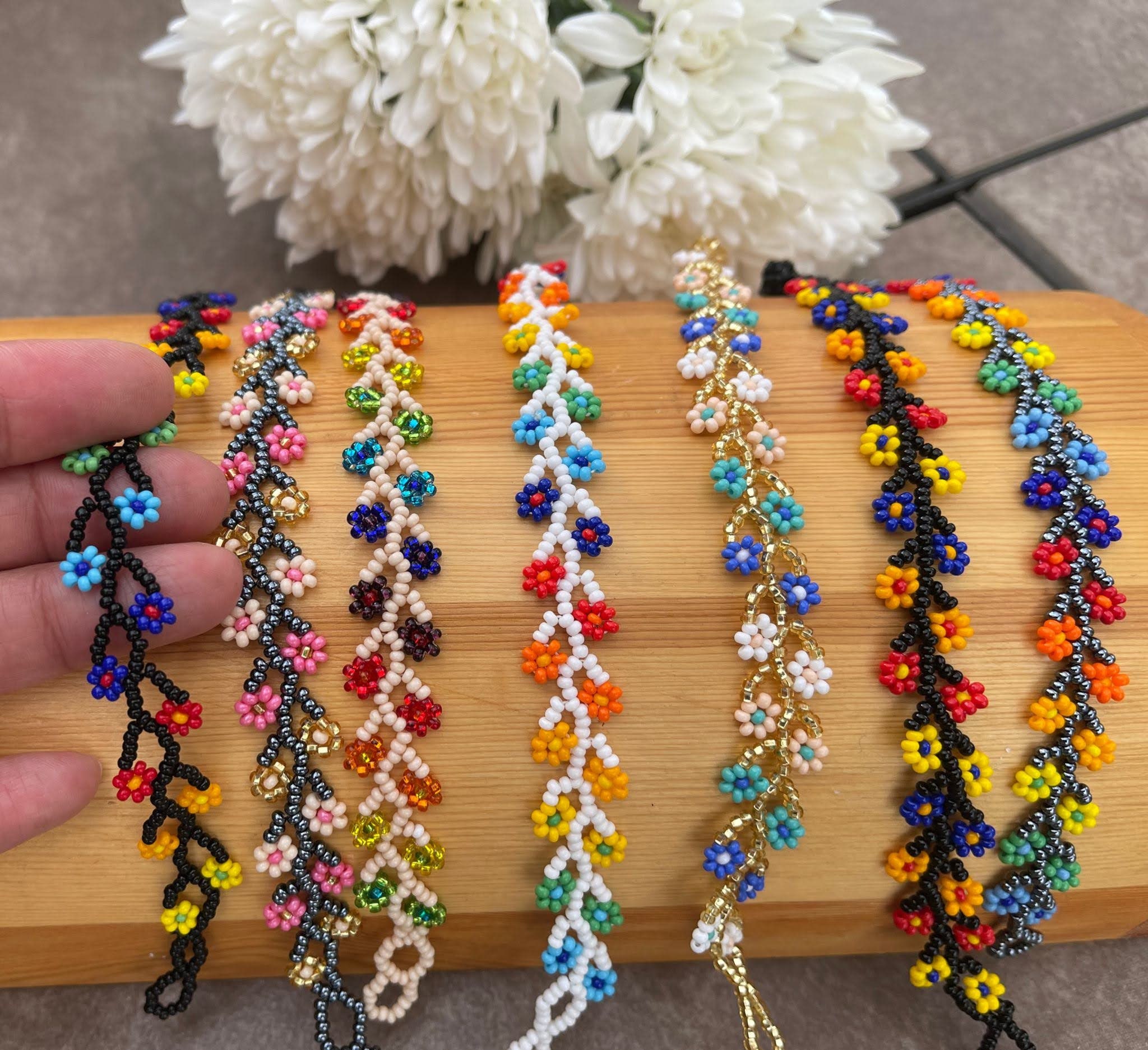 Juego de pulseras con cuentas de decoración de margaritas con perlas de  imitación para niñas de 5 piezas