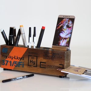 Charging Station,  Dock Station, Wood Docking Station, Iphone Station, Pencil holder, Desk caddy, Organiser