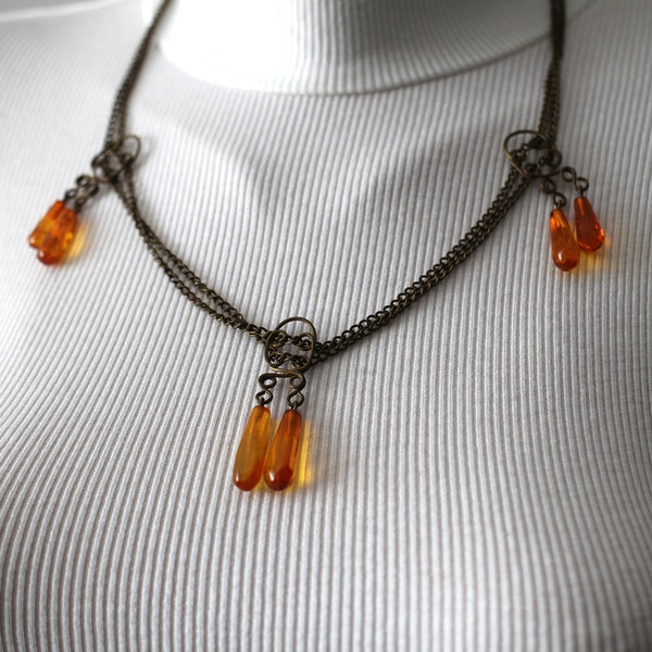 17.1 grams VINTAGE pendant necklace with natural genuine AMBER drop shape collectable craftsmanship art deco