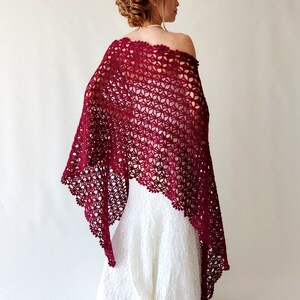 Burgundy bridal shawl, maroon evening stole, wine wedding wrap, mother of the bride wrap, lacy bridesmaid gift, crochet lace scarf,wine cape