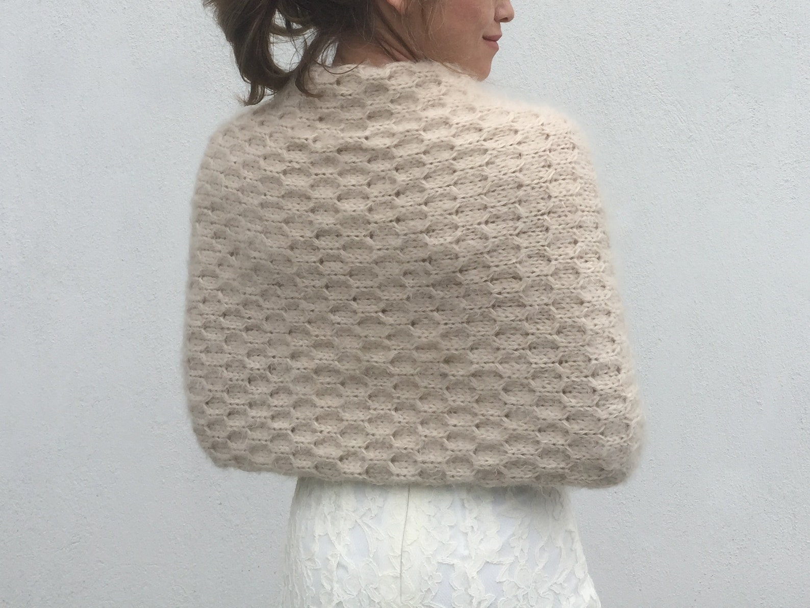 shawl for outdoor wedding