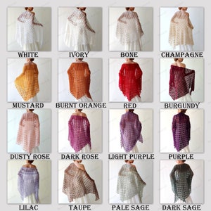 Puede incluir: Colecci&oacute;n de chales de tejido abierto en varios colores, incluyendo blanco, marfil, hueso, champ&aacute;n, mostaza, naranja quemado, rojo, burdeos, rosa empolvado, rosa oscuro, morado claro, morado, lila, topo, salvia p&aacute;lido y salvia oscuro. Cada chal se muestra.