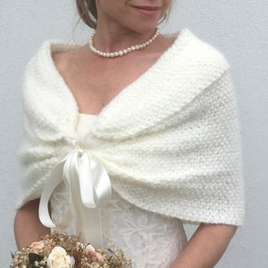 Ivory Wedding Shawl, Bridal Shrug, Bridal Wedding Stole, White Wedding Capelet, Wedding Cape, Bridal Cover up, Bridal Wrap, Wedding Shrug