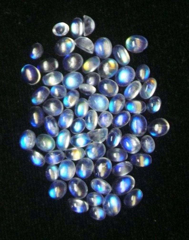 15 pcs Smooth Cabochons Rainbow Moonstone Oval Cabochon lot Size- 3 to 8 MM Loose Gemstone Blue Flash Moonstone AAA