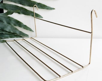 Gold shelf, shelf wire wall grid, small shelf wire memo board, metal shelf, notice board