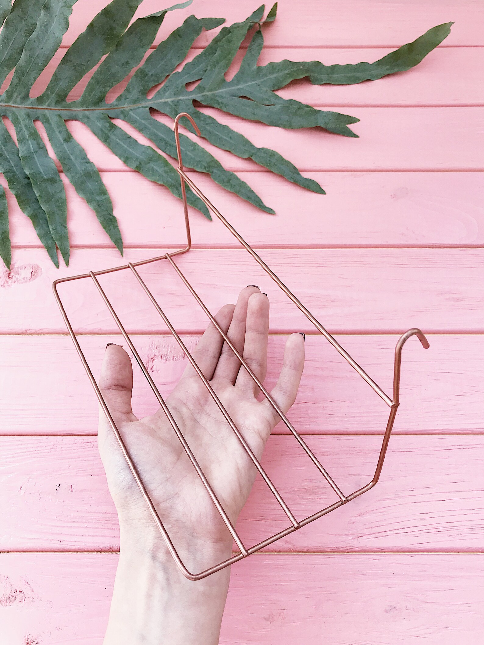 Rose Gold Shelf, Copper Shelf Wire Wall Grid, Small Shelf Wire Memo