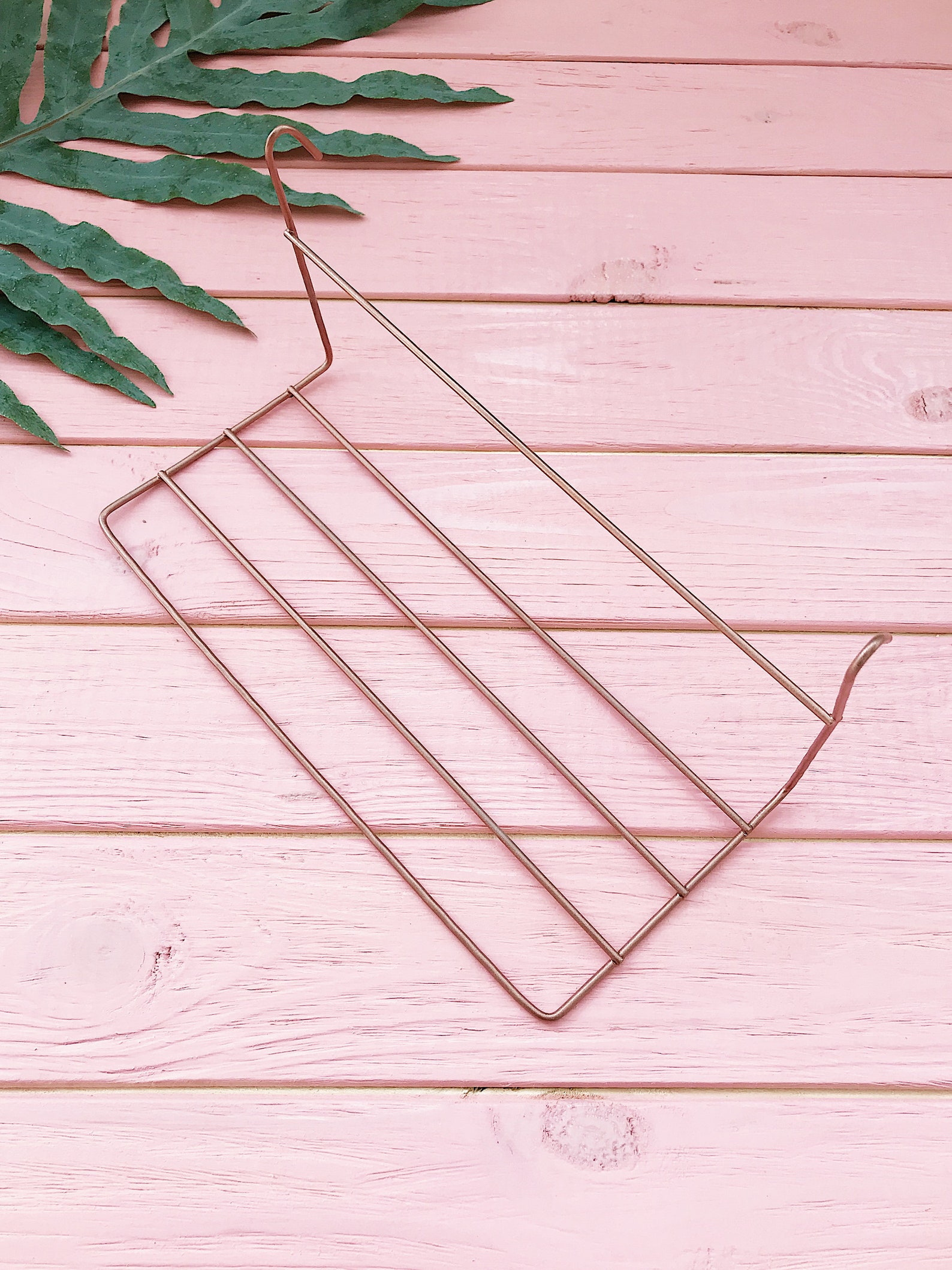 Rose Gold Shelf, Copper Shelf Wire Wall Grid, Small Shelf Wire Memo