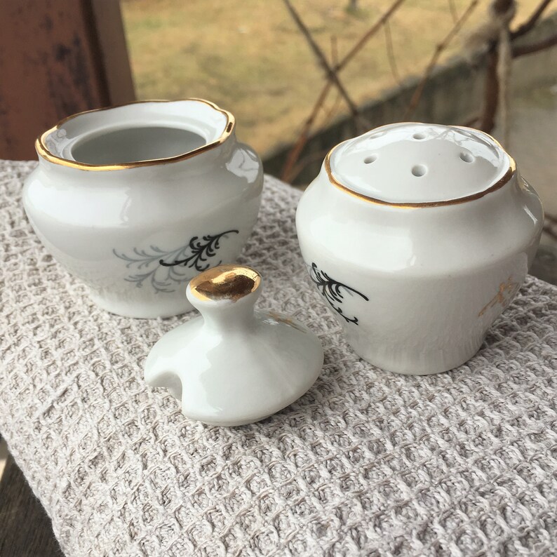 salt cellar with lid