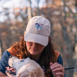 Dog Mom Hat Distressed Baseball Cap Dog Lover Gift Vintage Style Pet Parent American Flag USA Outdoor Walking Hat Veteran Dog lover apparel