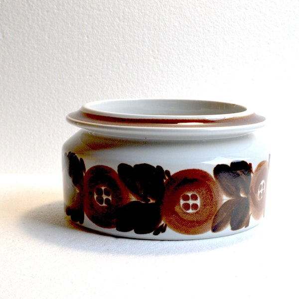 ROSMARIN soup tureen without lid by Ulla Procopé for Arabia Finland. Handpainted and signed vintage dish. 1960's Mid Century Modern ceramic.