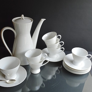 Rare FORM 2000 6 Coffee Cups, 6 Saucers, Sugar Bowl with Saucer and Coffee Pot by Raymond Loewy & Richard Latham for Rosenthal, West Germany