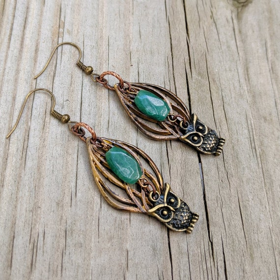 Charm Metal Painted Filigree Leaf Small/ pair Charm Metal Painted Filigree Leaf Small/ pair