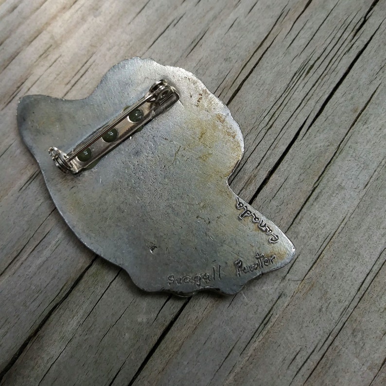 Signed Vintage Brooch by Seagull Pewter of Canada Very good condition pewter brooch with rollover safety pin Girl with Flower Straw Hat