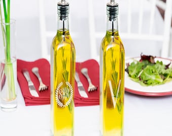 Personalized Olive Oil or Vinegar Bottle with Pour Spout | Perfect for gifting