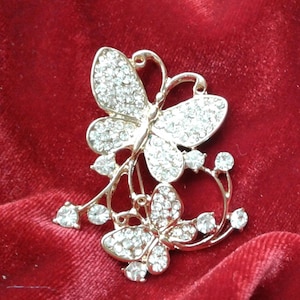 Elegant, Beautiful Brooch, Lapel, Scarf Pin, Bride, Bridesmaid, Wedding, Mother, Grandmother, Butterfly, Crystal, Rhinestone Accents (P69)