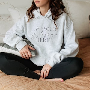 Ash Gildan 18500 Hooded Sweatshirt Mockup, Lifestyle Model Sweatshirt Mockup, Gildan Sweatshirt Mockup, cozy fall Mockup, boho mockup