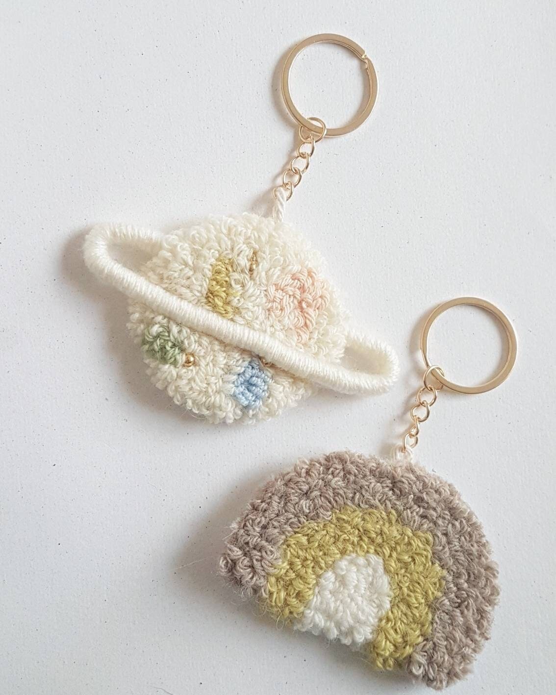 Rainbow keyring keychain